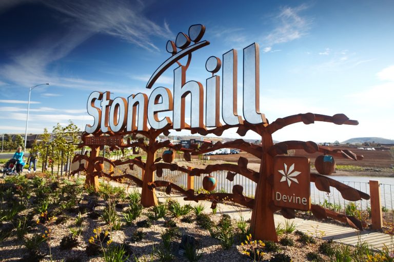 Stonehill signage